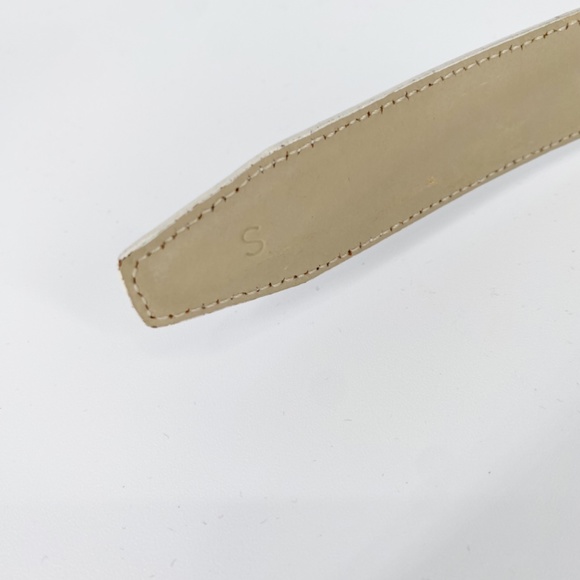 Salvatore Ferragamo White Italian Leather Silver Buckle Waist Belt